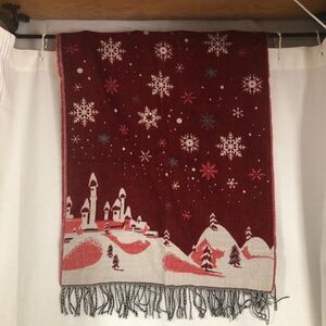 Festive Winter Throw/Shawl Red White Snowflakes Village 24/70